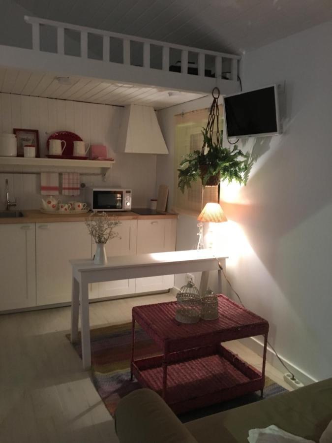 Вілла Lisbon Cozy House W/Garden And Pool Valejas Екстер'єр фото