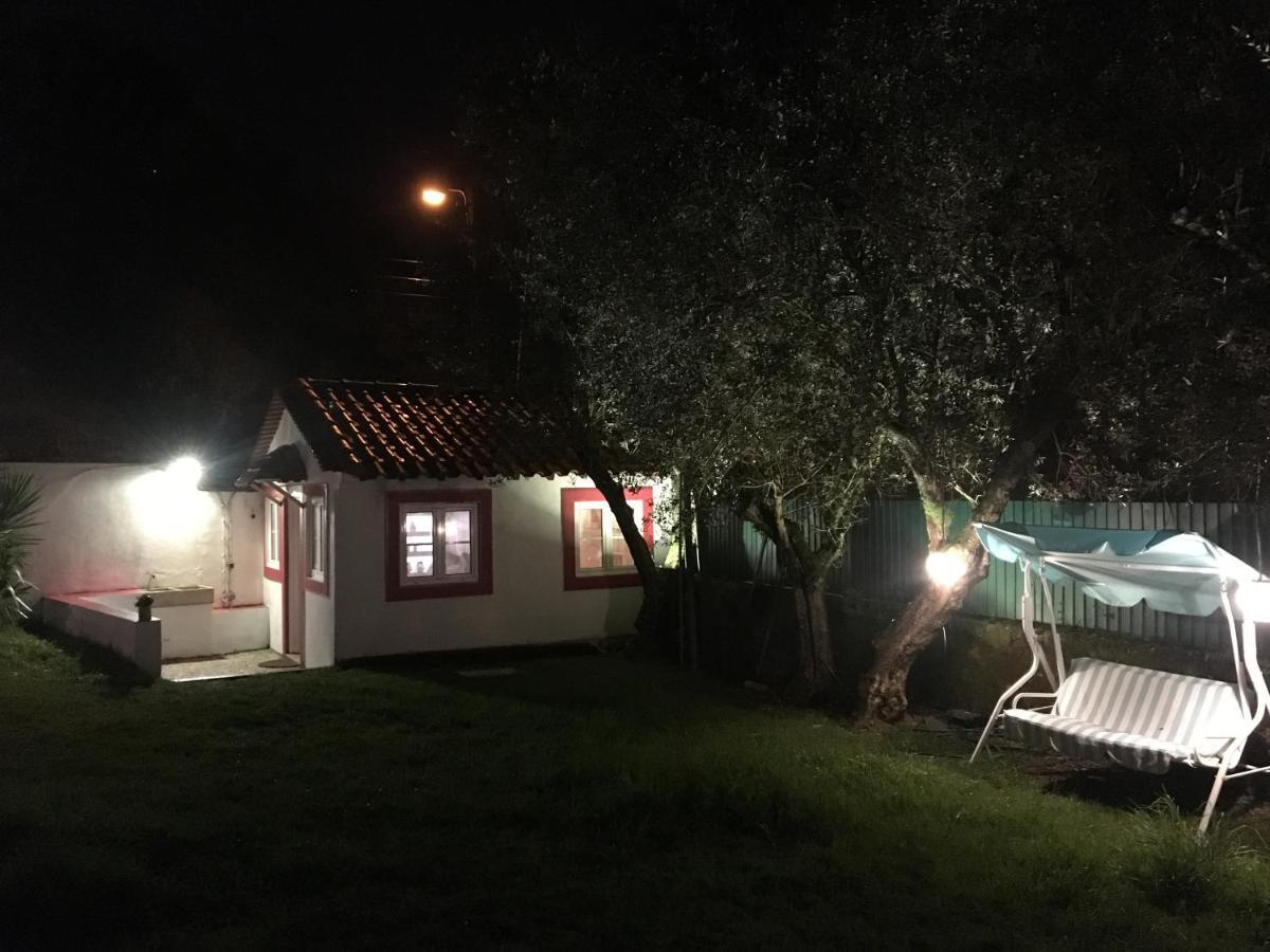 Вілла Lisbon Cozy House W/Garden And Pool Valejas Екстер'єр фото